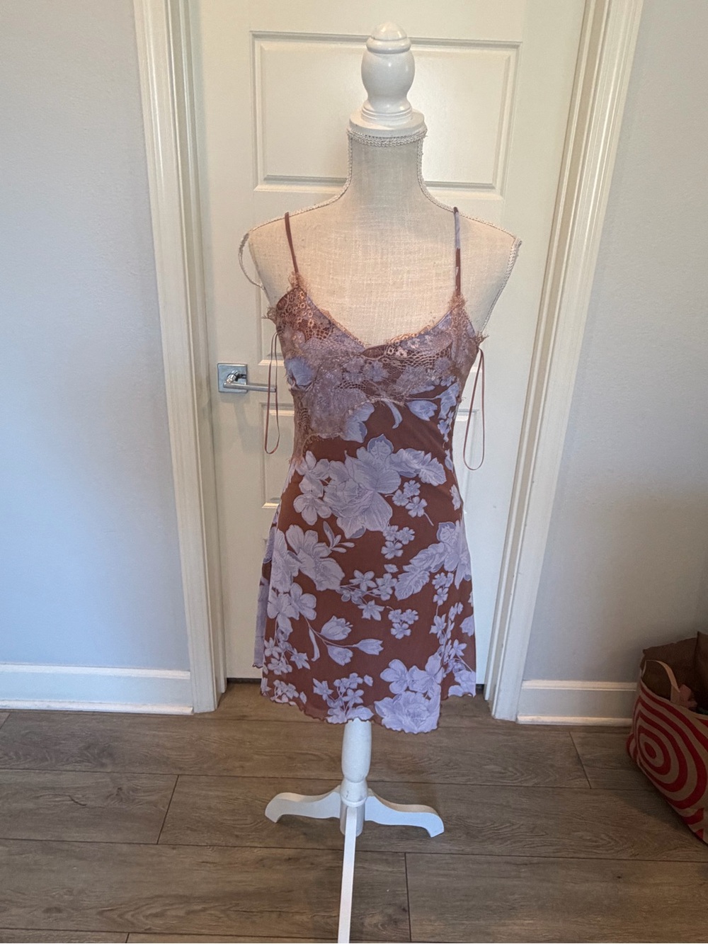 Floral Lace Slip Dress - Mauve Pink
